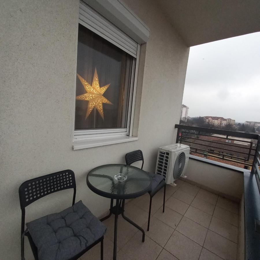 Apartman Lola Szabadka Kültér fotó